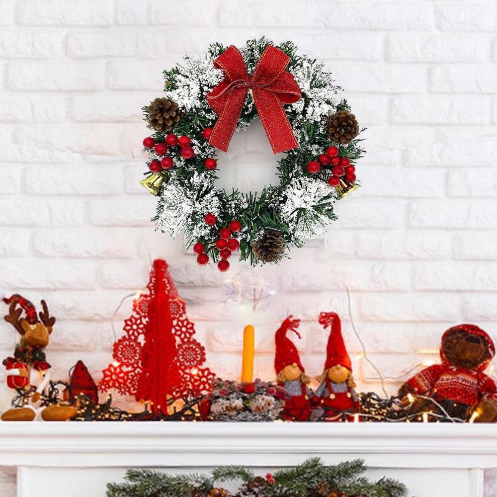 Outdoor Festive Wreath Decoration