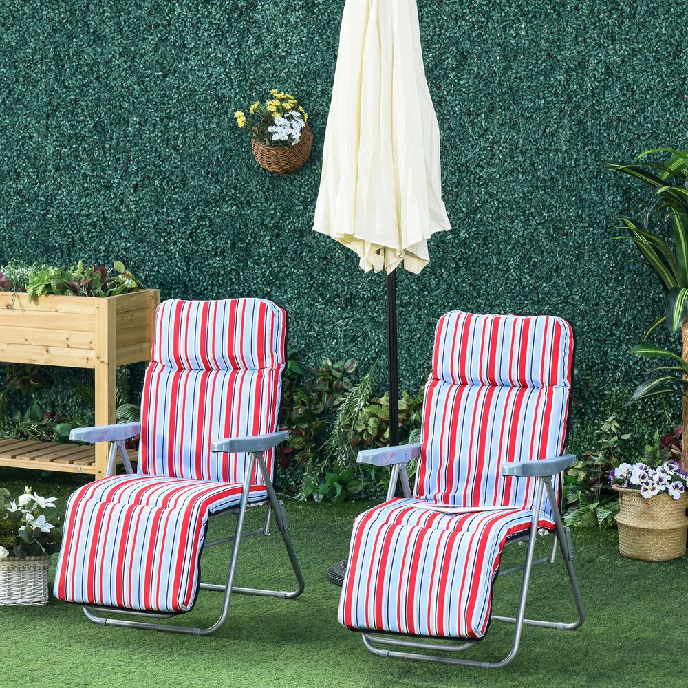 2 Outdoor Sun Recliners