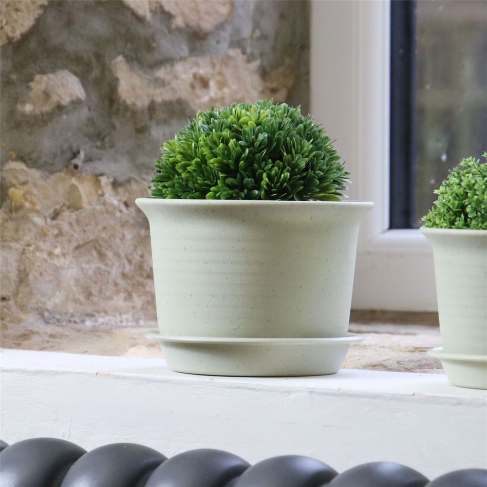Plastic Plant Pots x10