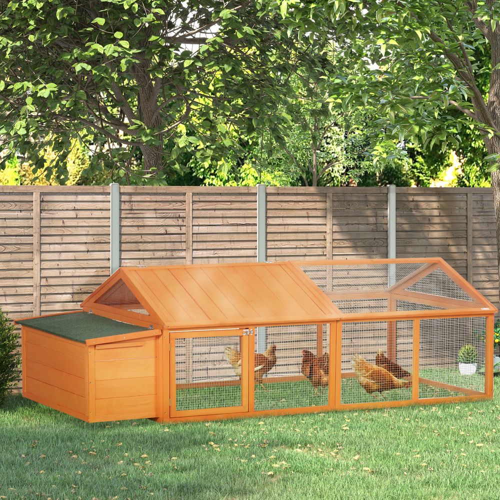 Wooden Chicken Hutch with Openable Roof