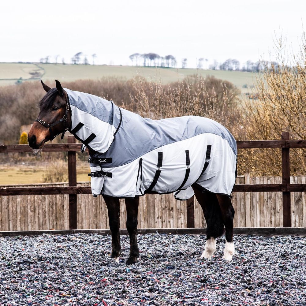 2 in 1 Waterproof Turnout Mesh Rug in Grey/Silver