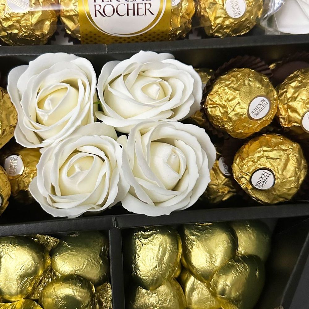 Chocolate Ferrero Rocher & Ivory Roses Bouquet