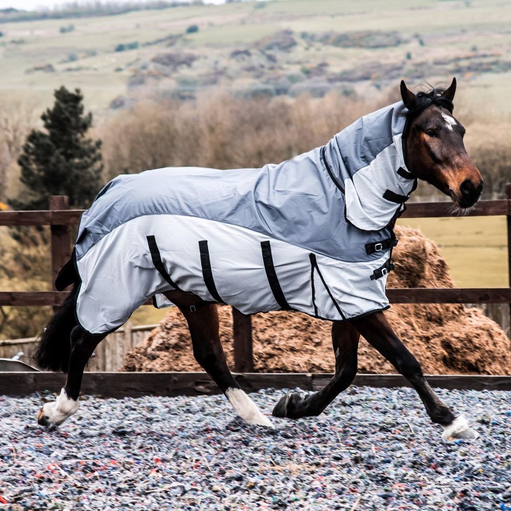 2 in 1 Waterproof Turnout Mesh Rug in Grey/Silver